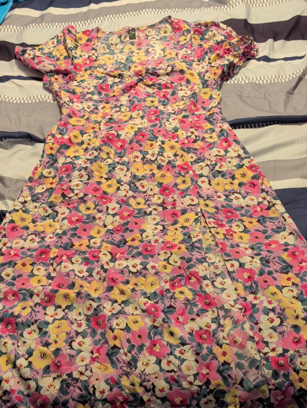 SHEIN Floral Print Dress in Pink, Yellow & Teal
